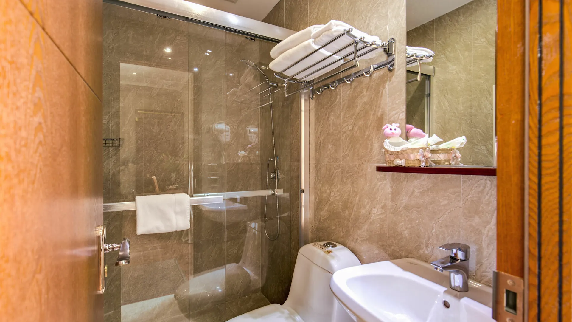 ** Bed & Breakfast Drago D'Oro Guesthouse - Accross From Metro Vittorio Emanuele Itálie